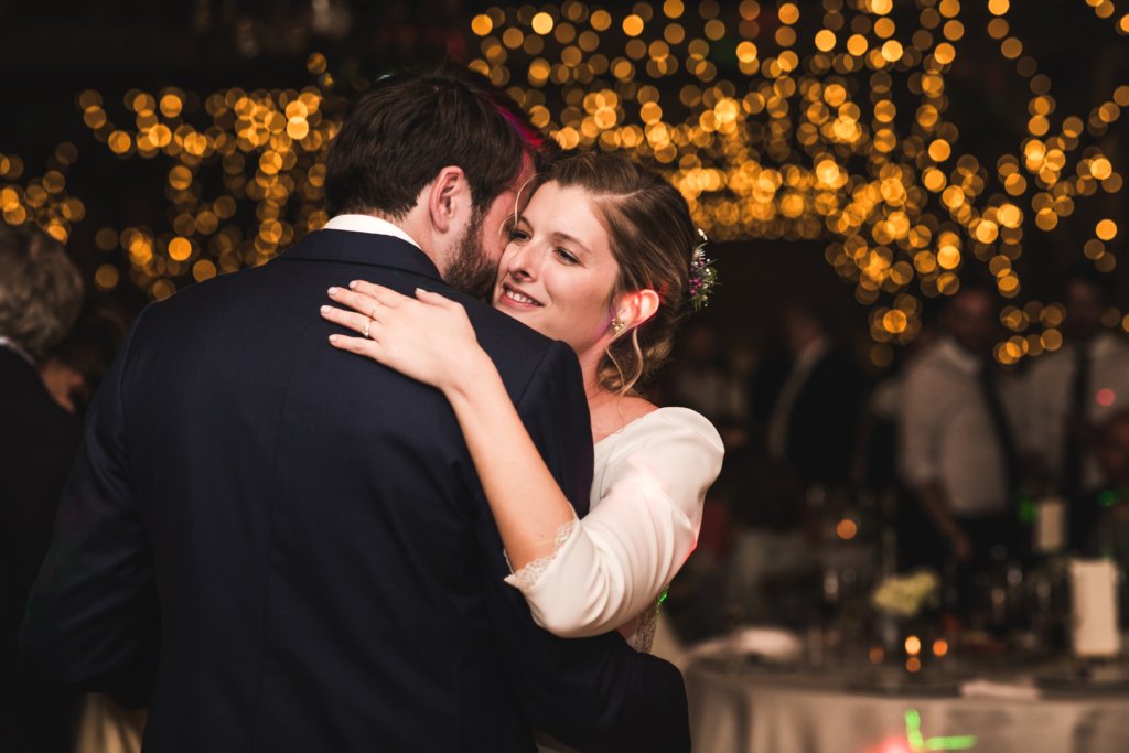 danses lors d'un mariage au domaine de montireau