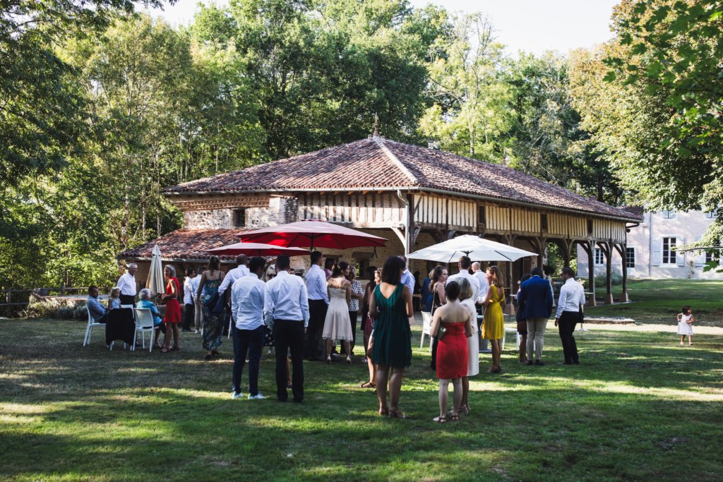 Cocktail de mariage au Chai de Montaulieu